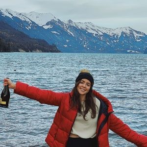 Meet your Posher, Erin